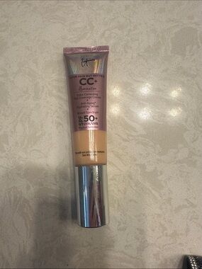CC+ illumination  Full Coverage Cream